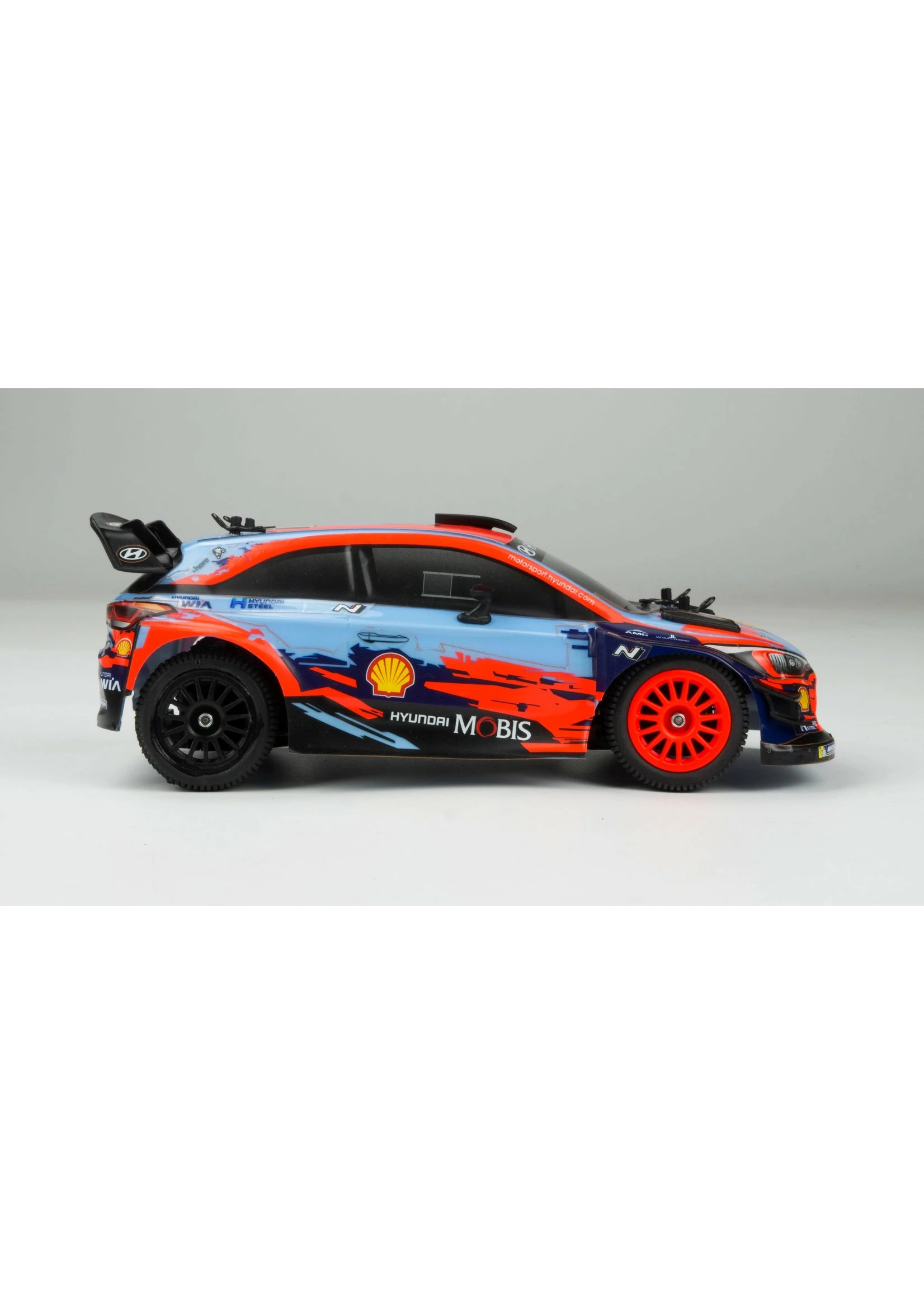 Carisma GT24 1/24 Scale 4WD, Hyundai I20 WRC 5 Carisma GT24 1/24 Scale 4WD, Hyundai I20 WRC - Image 3