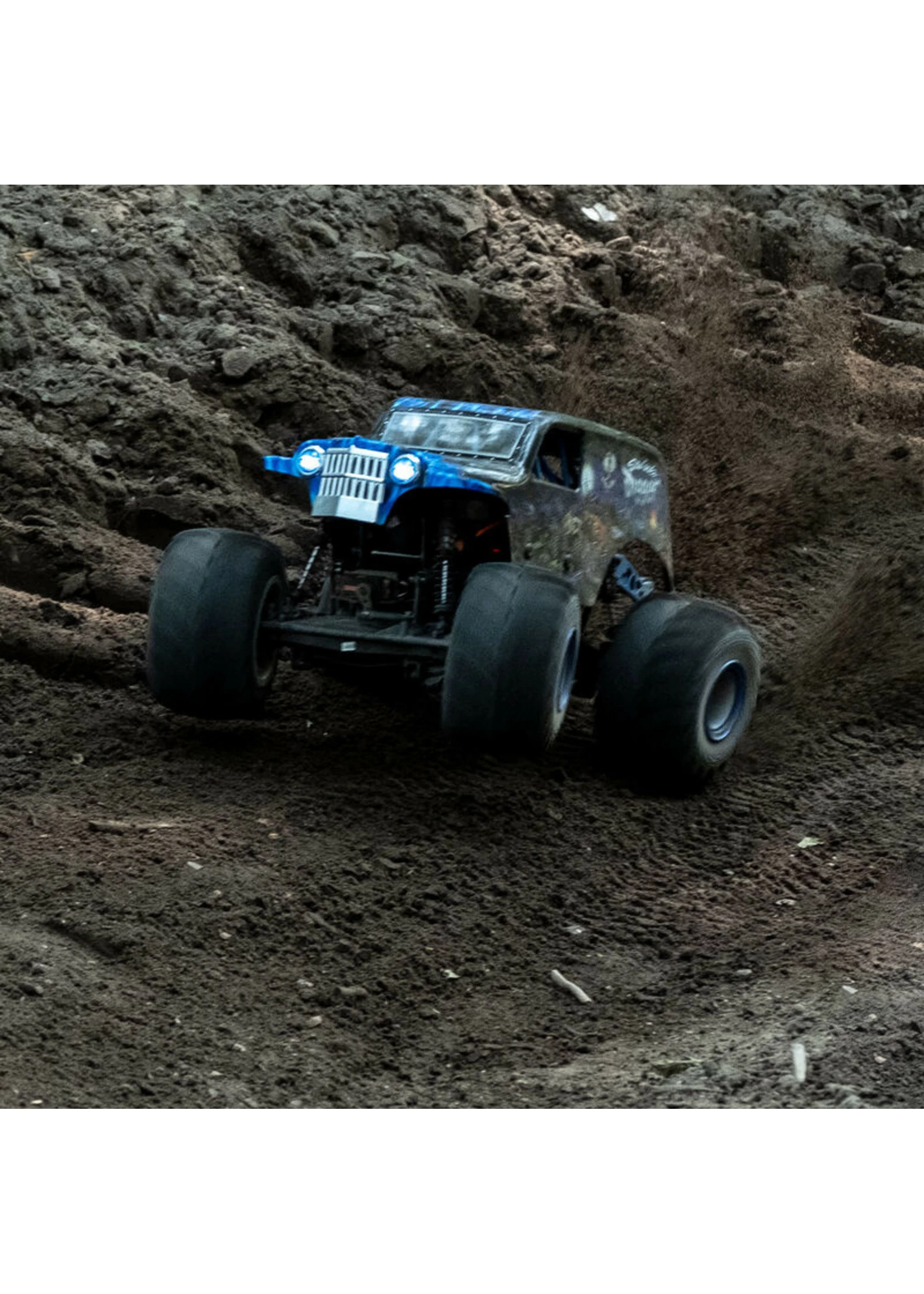 Losi - LMT 4WD Solid Axle Monster Truck RTR - Son-uva Digger 14 Losi - LMT 4WD Solid Axle Monster Truck RTR - Son-uva Digger - Image 12