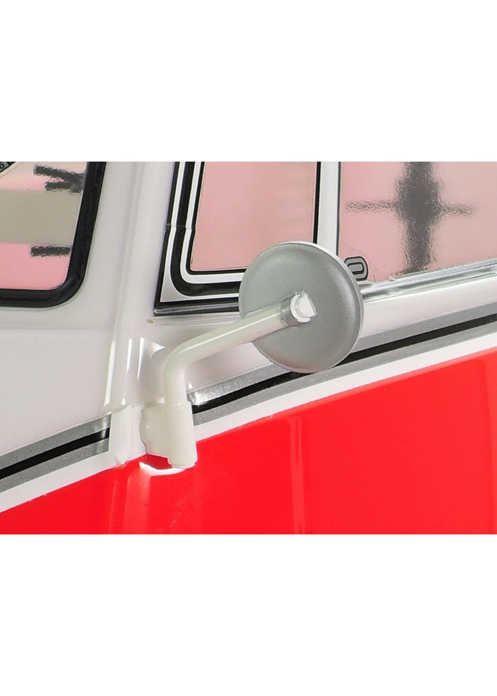 Tamiya 1/10 Volkswagen Type 2 T1 - M-06 Chassis Kit 6 Tamiya 1/10 Volkswagen Type 2 T1 - M-06 Chassis Kit - Image 4