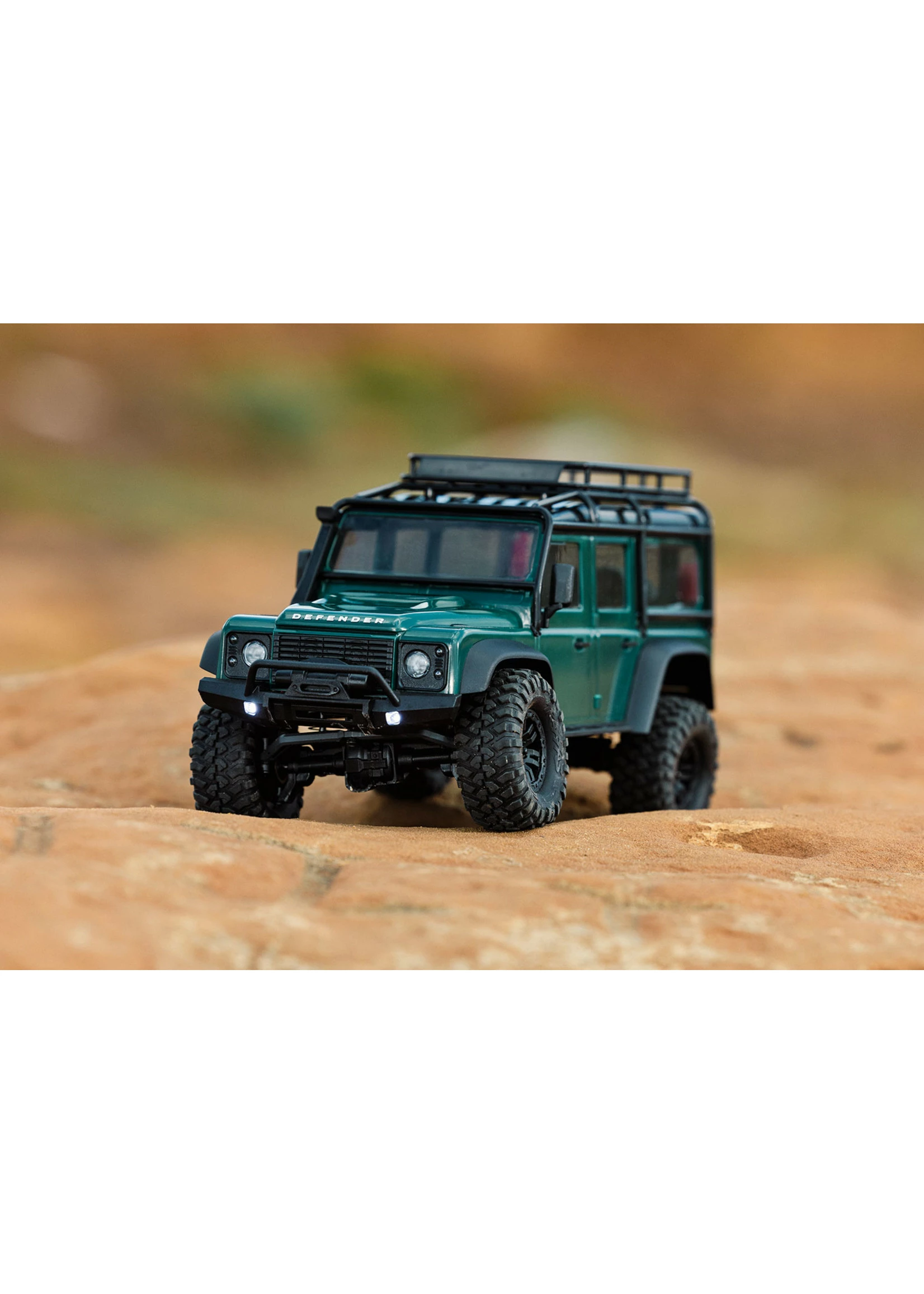 Traxxas 970541GRN - 1/18 RTR Scale And Trail Defender - Green 7 Traxxas 970541GRN - 1/18 RTR Scale And Trail Defender - Green - Image 5